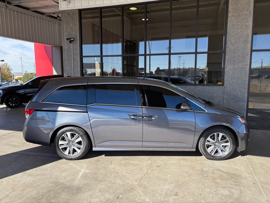 Used 2014 Honda Odyssey Touring Elite image 3