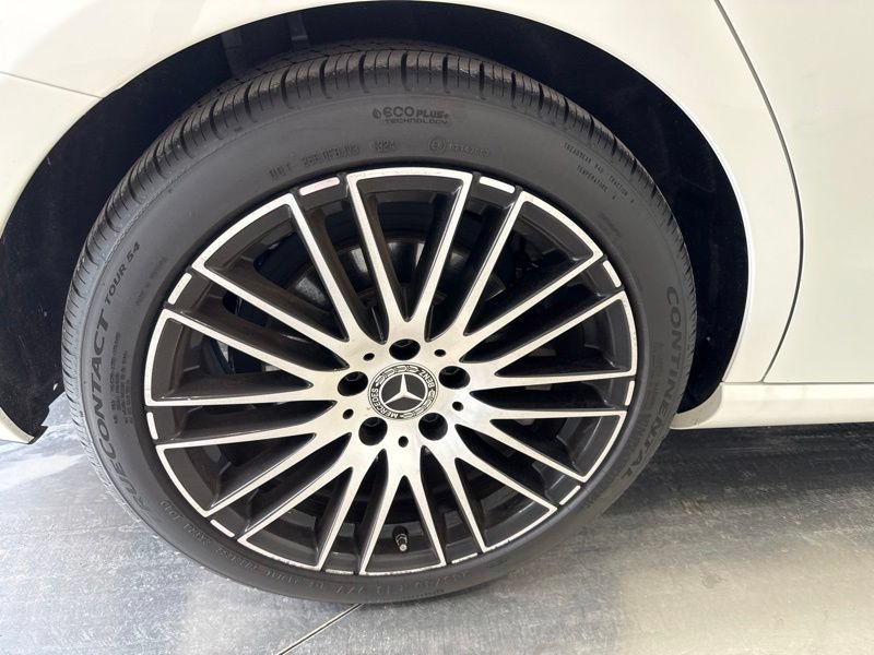 Used 2023 Mercedes-Benz C 300 4MATIC Sedan image 8