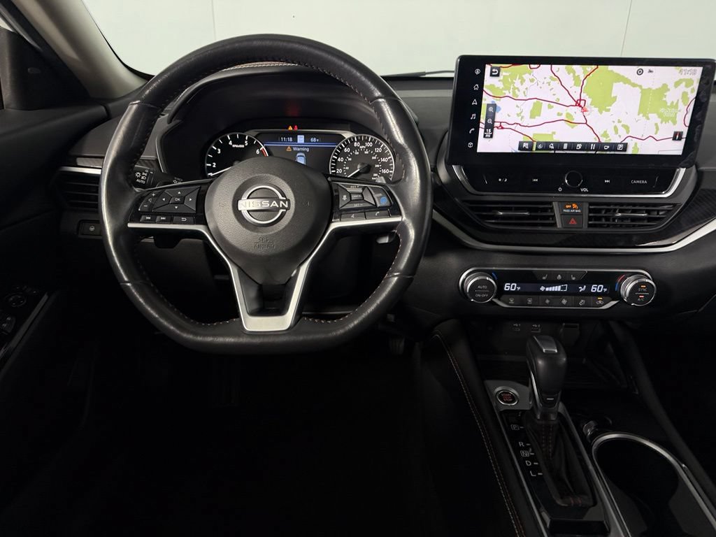 Used 2023 Nissan Altima 2.0 SR FWD image 14