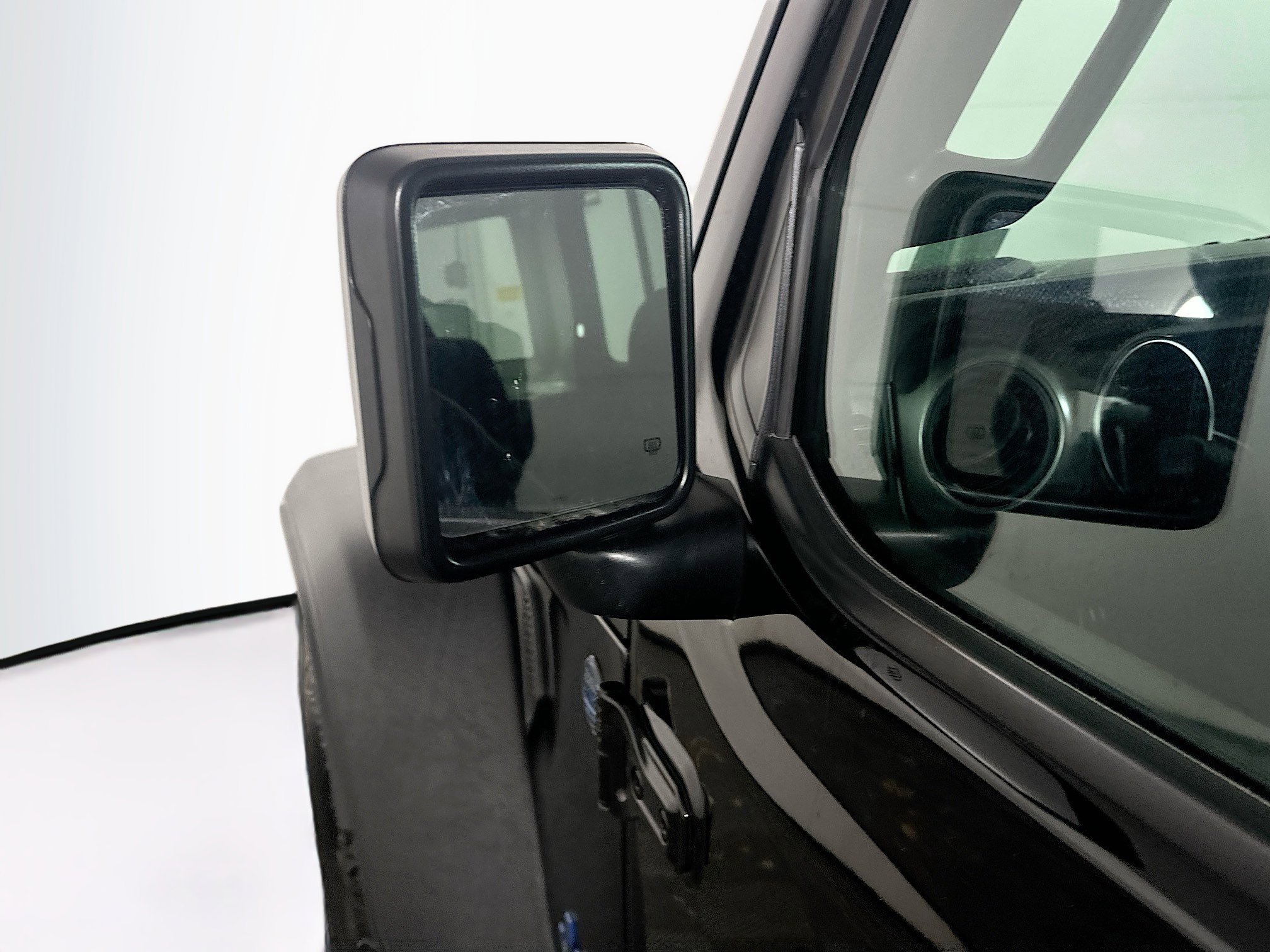 Used 2023 Jeep Wrangler Unlimited w/ Convenience Group image 16