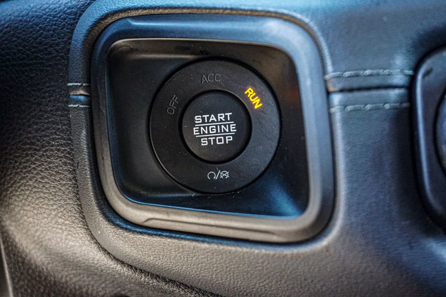 Used 2024 Jeep Wrangler Unlimited Sahara image 38