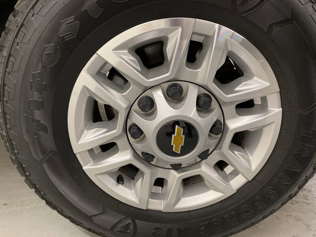 Used 2024 Chevrolet Silverado 2500 LT image 26
