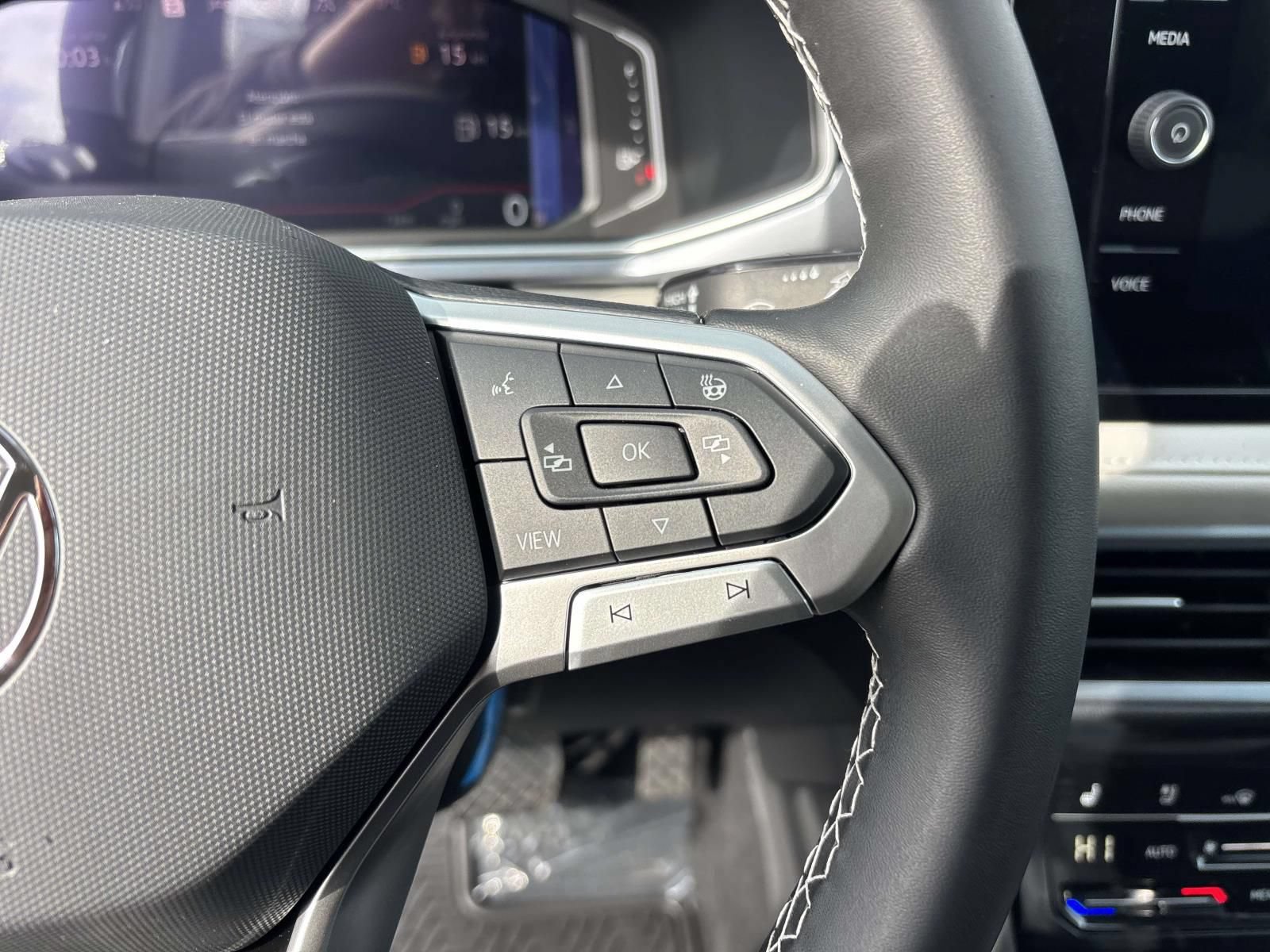 New 2026 Volkswagen Taos SEL AWD/4WD image 18