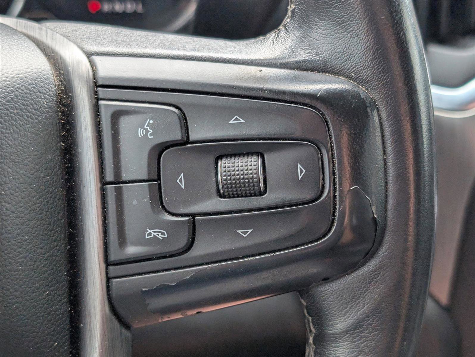 Used 2020 GMC Sierra 2500 Denali w/ Denali Ultimate Package image 25