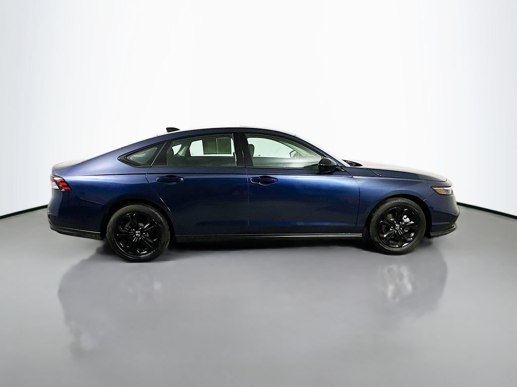 Used 2025 Honda Accord SE image 7