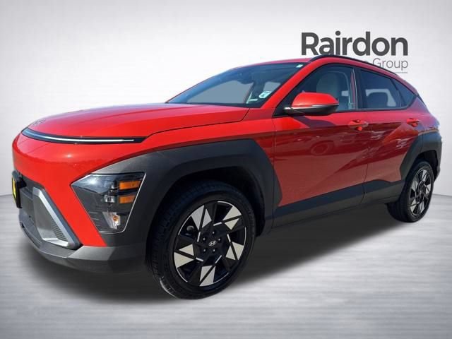 Used 2025 Hyundai Kona SEL AWD/4WD image 3