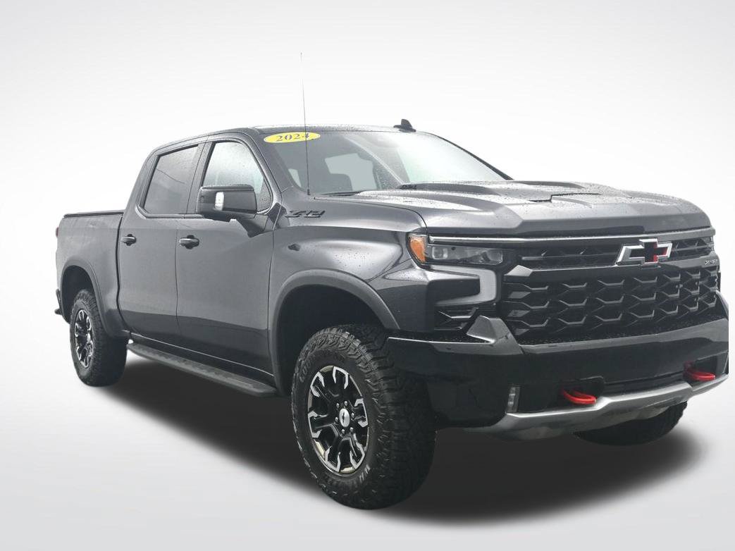 Used 2024 Chevrolet Silverado 1500 ZR2 w/ Technology Package AWD/4WD image 3