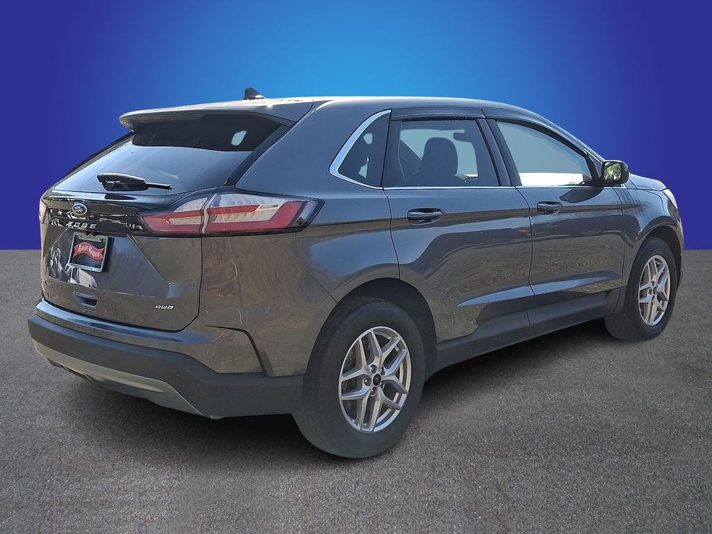Used 2024 Ford Edge SEL image 4