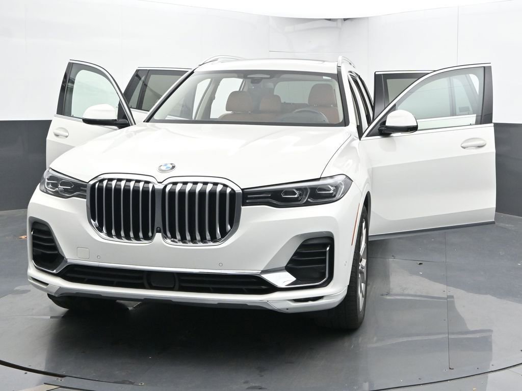 Used 2022 BMW X7 xDrive40i w/ Executive Package image 52