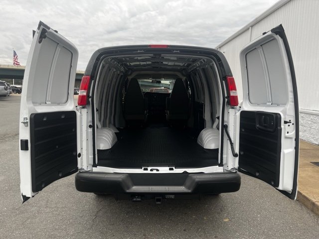 New 2025 Chevrolet Express 2500 w/ Driver Convenience Package image 16
