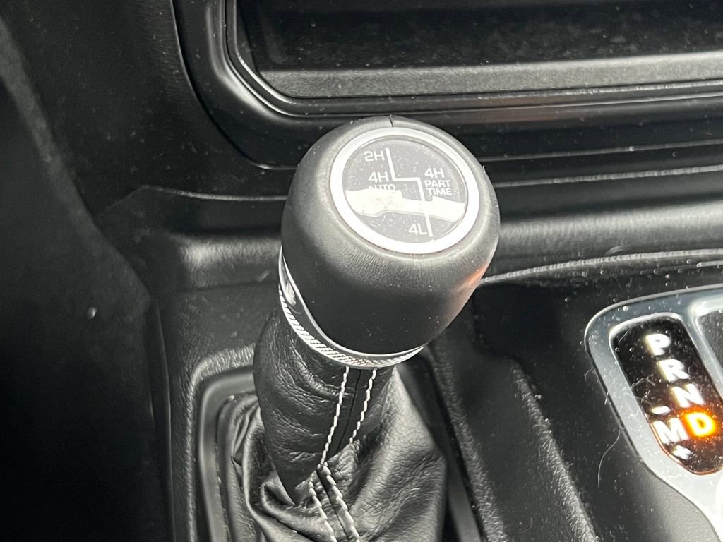 Used 2023 Jeep Wrangler Unlimited Sahara w/ Cold Weather Group image 39