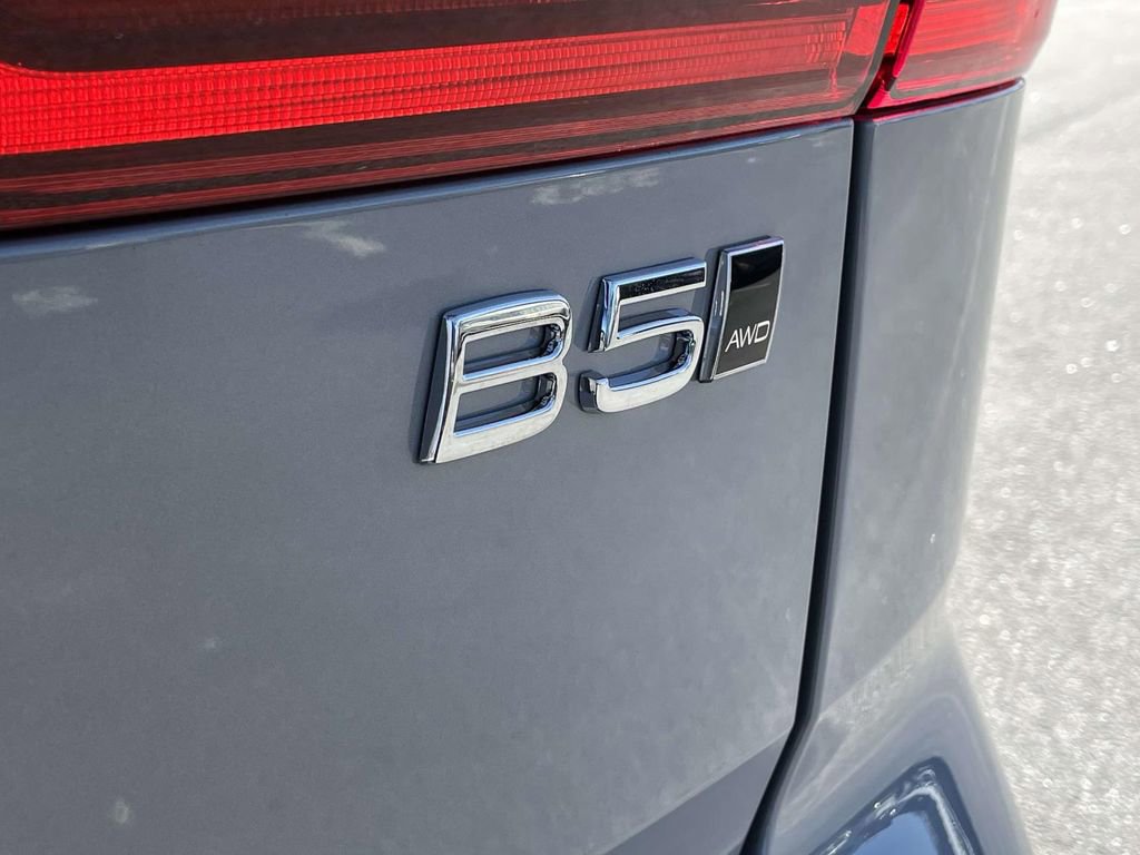 New 2026 Volvo XC60 B5 Ultra w/ Protection Package Premier image 30