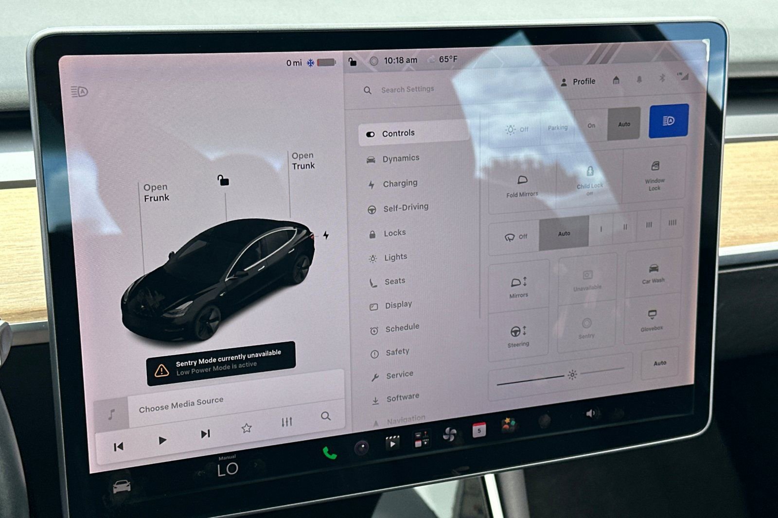 Used 2018 Tesla Model 3 Mid Range RWD image 17