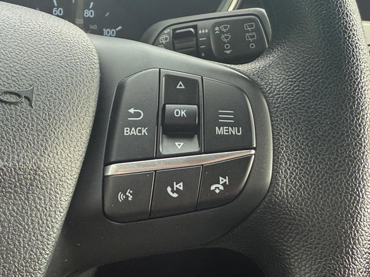 Used 2022 Ford Escape SE image 14