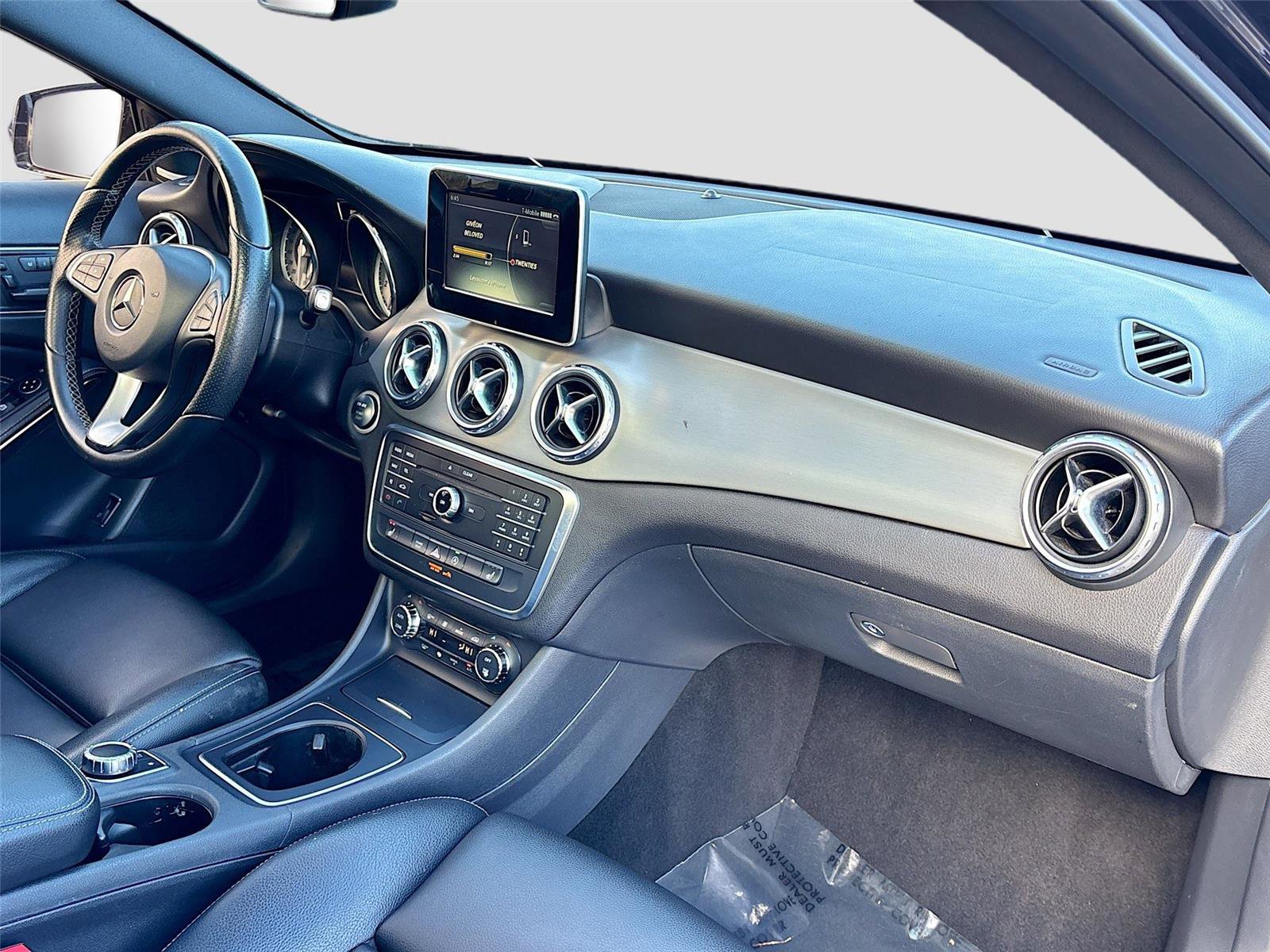 Used 2016 Mercedes-Benz GLA 250 image 29