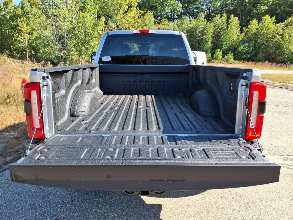 New 2027 Ford F350 XLT w/ 360-Degree Camera Package AWD/4WD image 8
