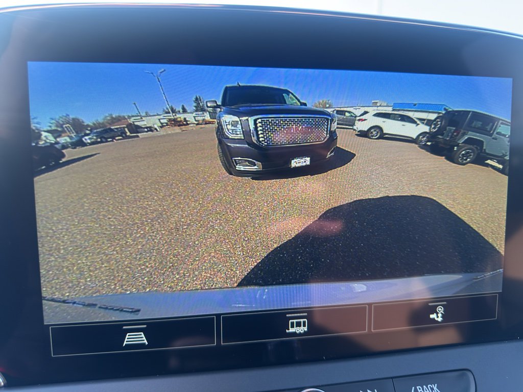 Used 2025 Chevrolet Blazer Premier AWD/4WD image 25