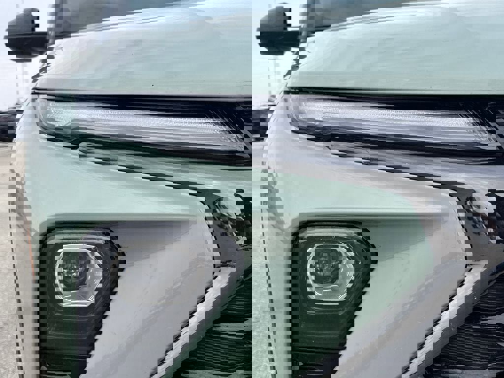 Used 2024 Chevrolet TrailBlazer RS w/ Convenience Package image 12