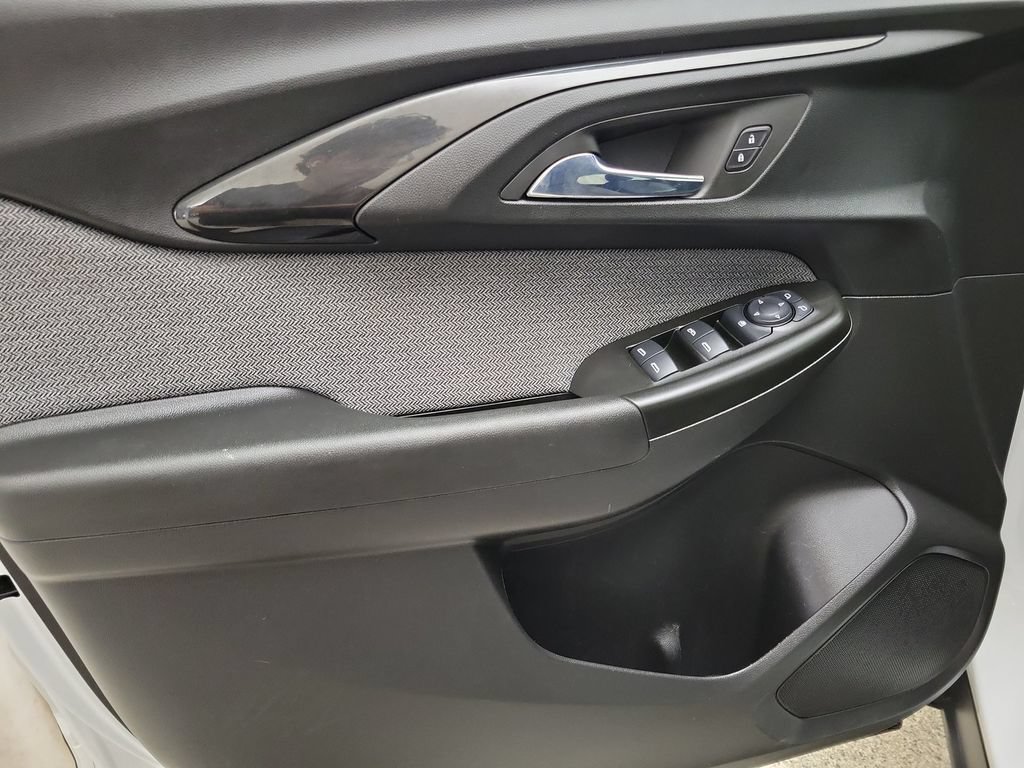 Certified 2023 Chevrolet TrailBlazer LT FWD image 18