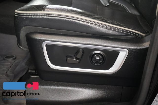 Used 2021 RAM 1500 Laramie AWD/4WD image 12