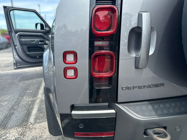 Used 2024 Land Rover Defender 130 Outbound image 28