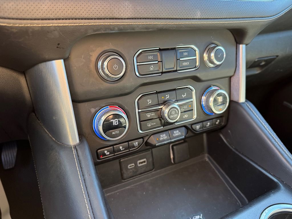 Used 2023 GMC Yukon SLT image 37