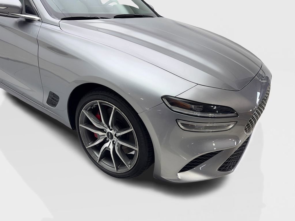 Used 2025 Genesis G70 2.5T image 19
