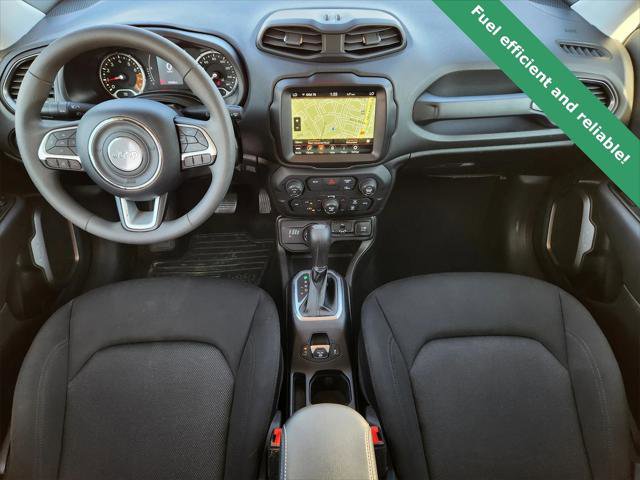 Certified 2023 Jeep Renegade Latitude image 25