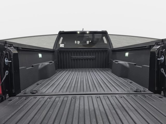 Certified 2024 Toyota Tacoma SR5 AWD/4WD image 29