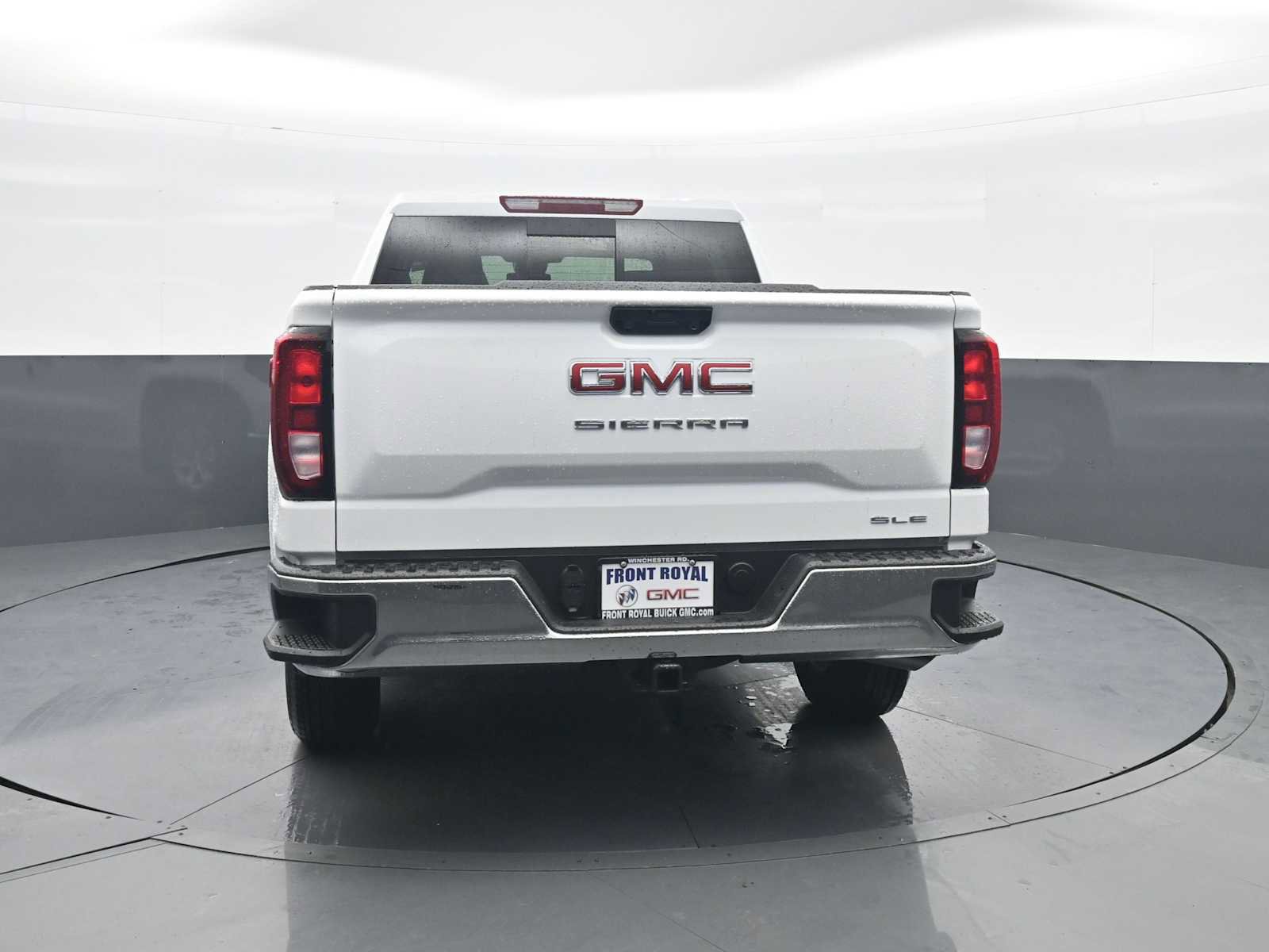 New 2026 GMC Sierra 1500 SLE w/ Preferred Package AWD/4WD image 6