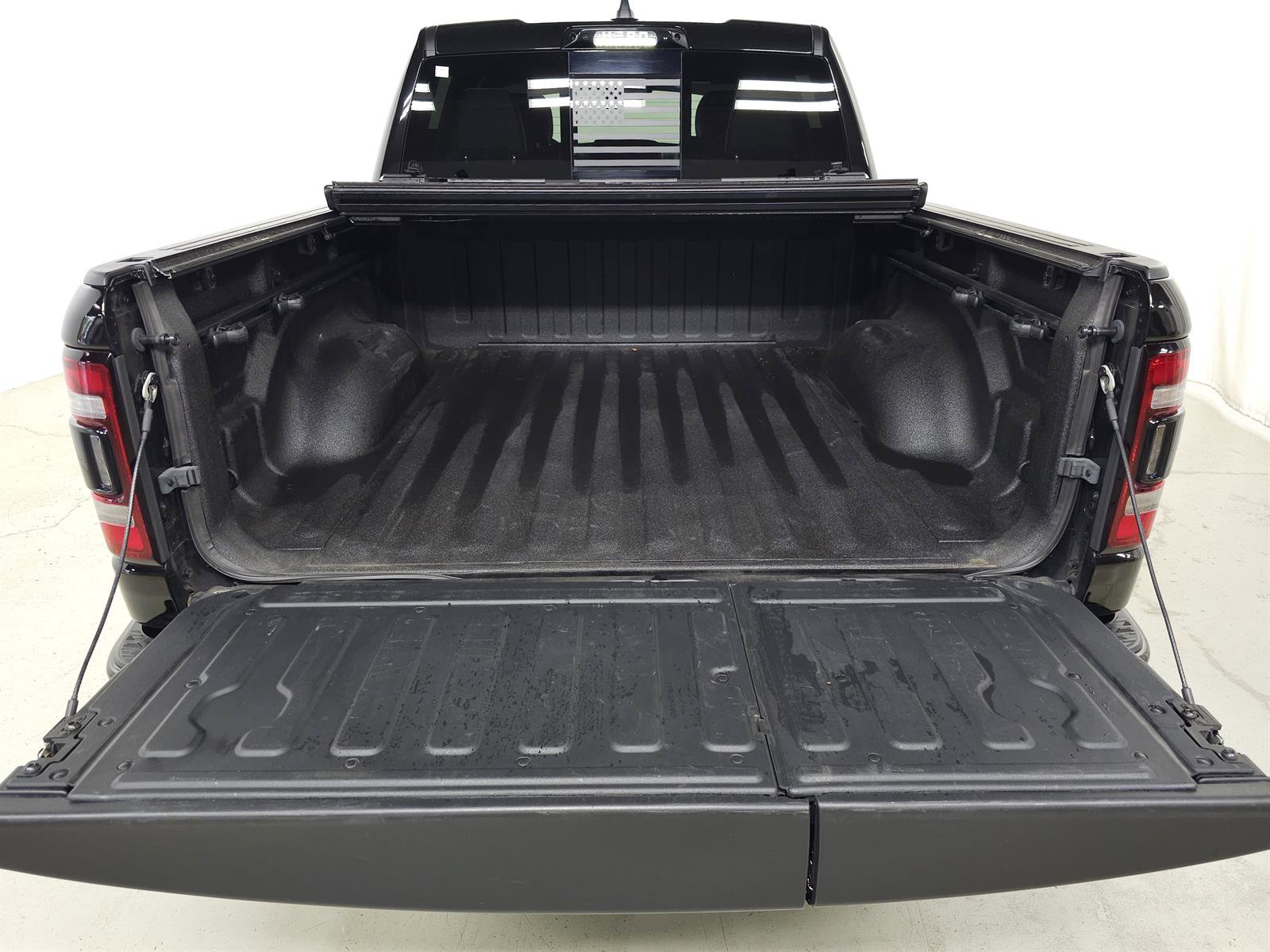 Used 2024 RAM 1500 Limited AWD/4WD image 7