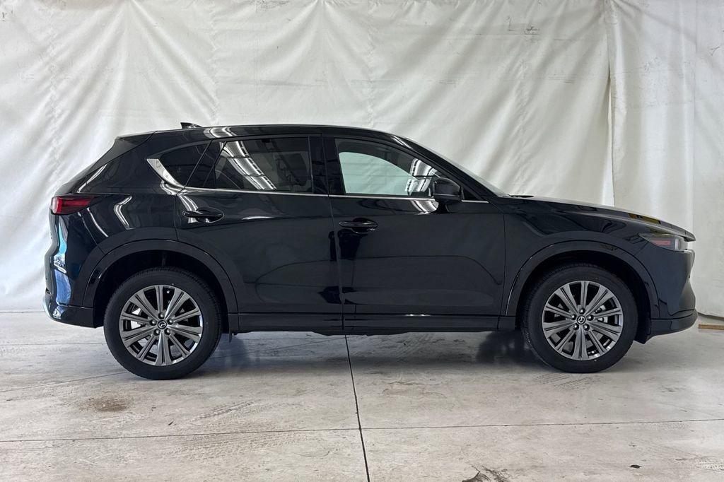 Certified 2025 MAZDA CX-5 Signature AWD/4WD image 4