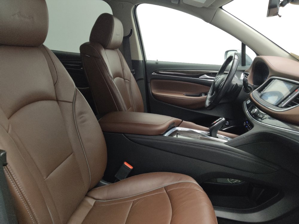 Used 2018 Buick Enclave Avenir w/ Avenir Technology Package image 21