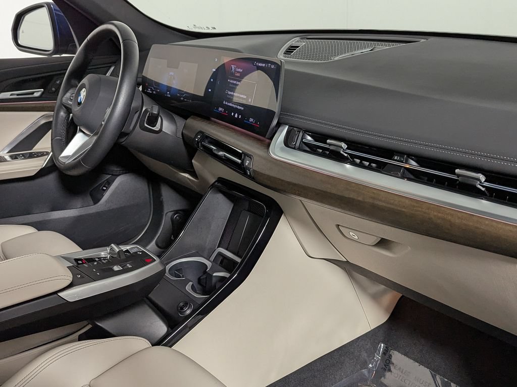 Used 2025 BMW X1 xDrive28i w/ Convenience Package AWD/4WD image 27