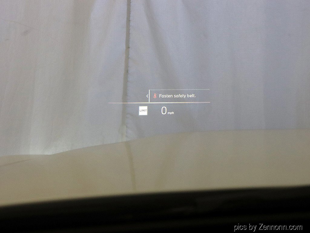 Used 2025 BMW 230i xDrive Coupe w/ Premium Package image 15