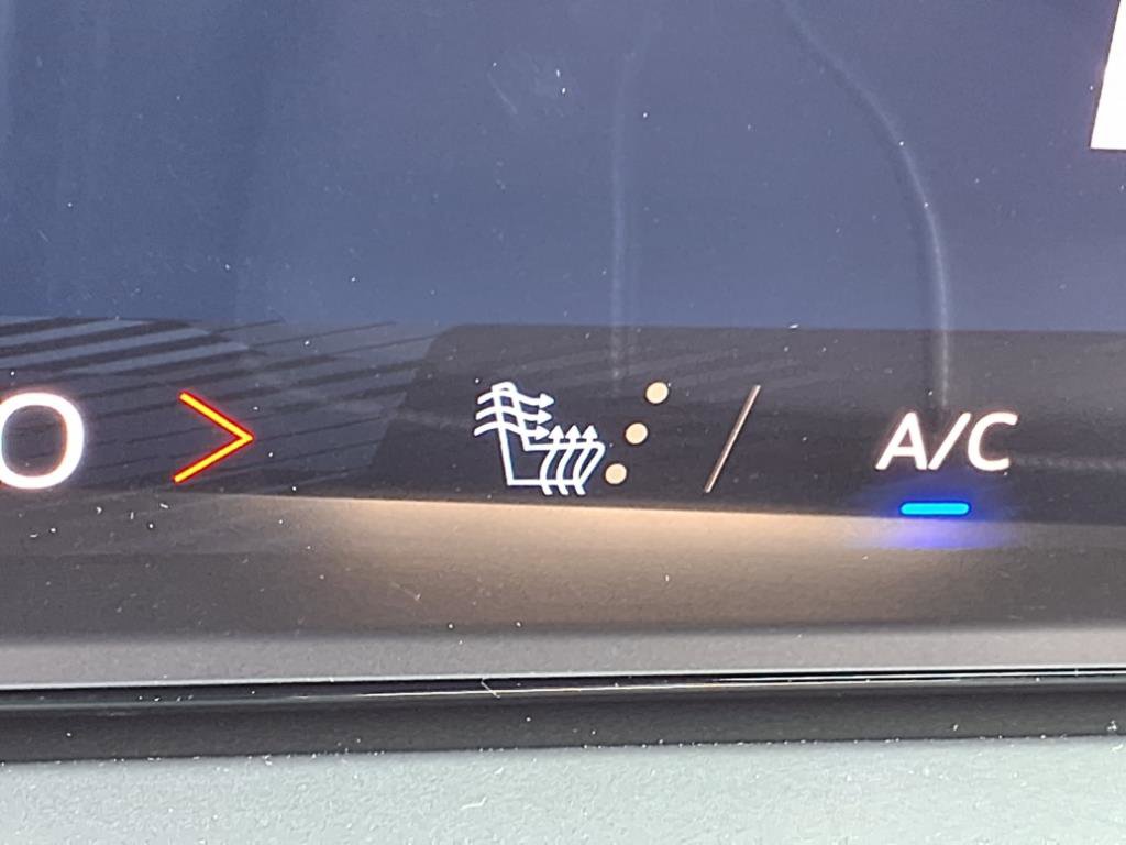 New 2026 Chevrolet Traverse LT w/ Enhanced Driving Package image 4