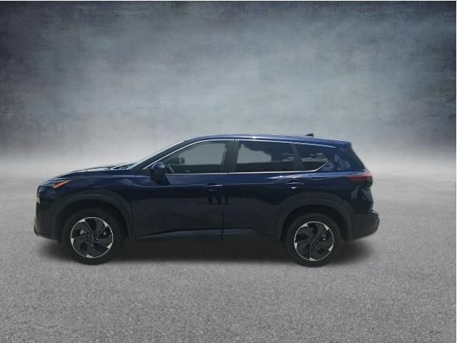 Used 2025 Nissan Rogue SV FWD image 5