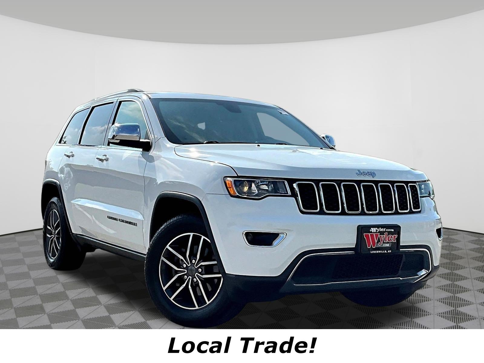 Used 2019 Jeep Grand Cherokee Limited w/ Trailer Tow Group IV RWD image 3