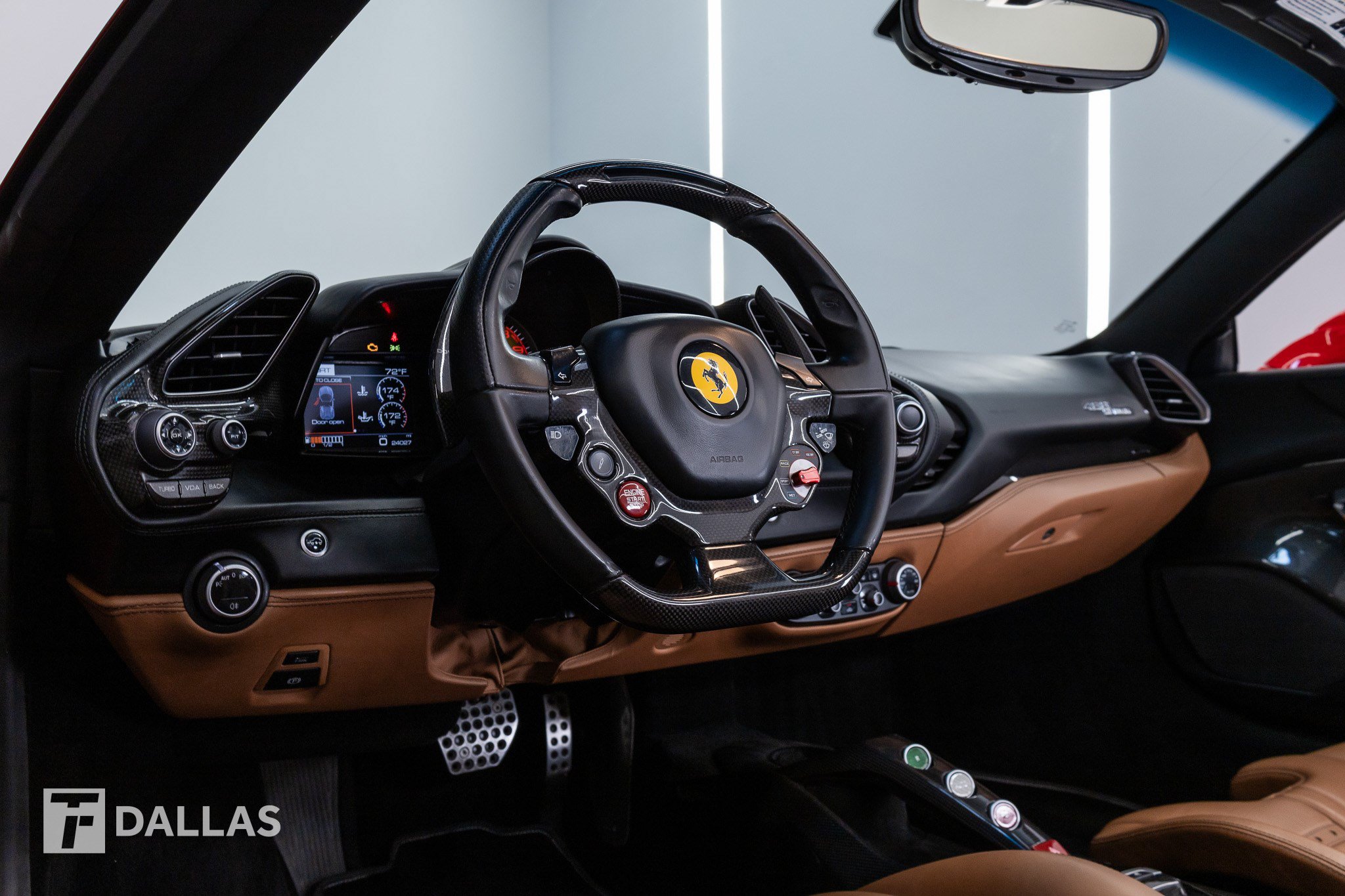 Used 2016 Ferrari 488 Spider RWD image 34