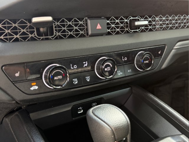 Used 2025 Honda Accord SE image 18