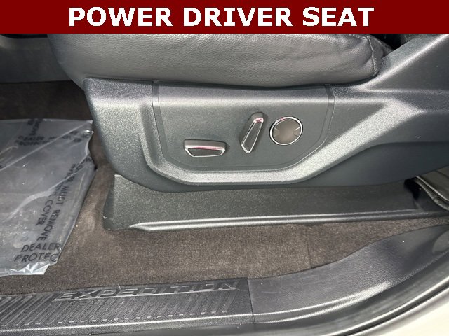 Used 2021 Ford Expedition Limited image 8