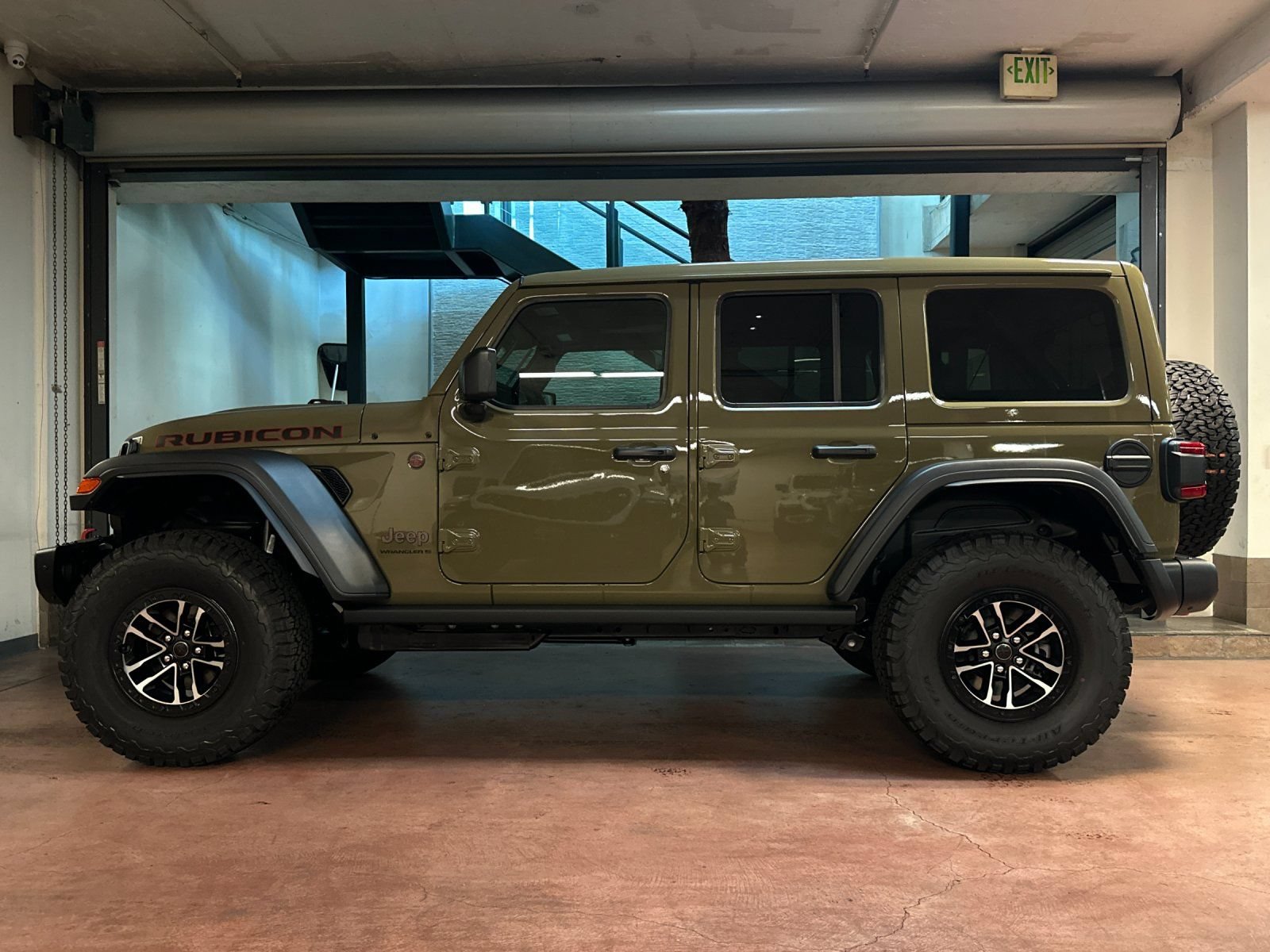 New 2026 Jeep Wrangler Unlimited Rubicon w/ Xtreme 35 Tire Package AWD/4WD image 2