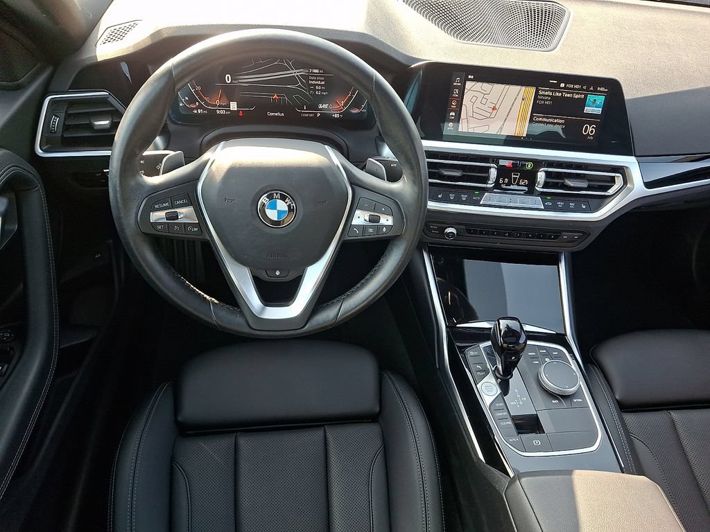 Used 2022 BMW 230i Coupe w/ Convenience Package RWD image 11