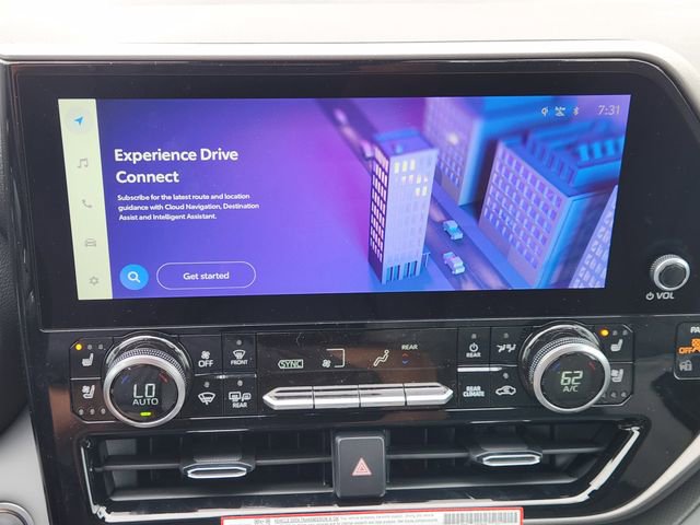 Used 2026 Toyota Highlander Limited image 12