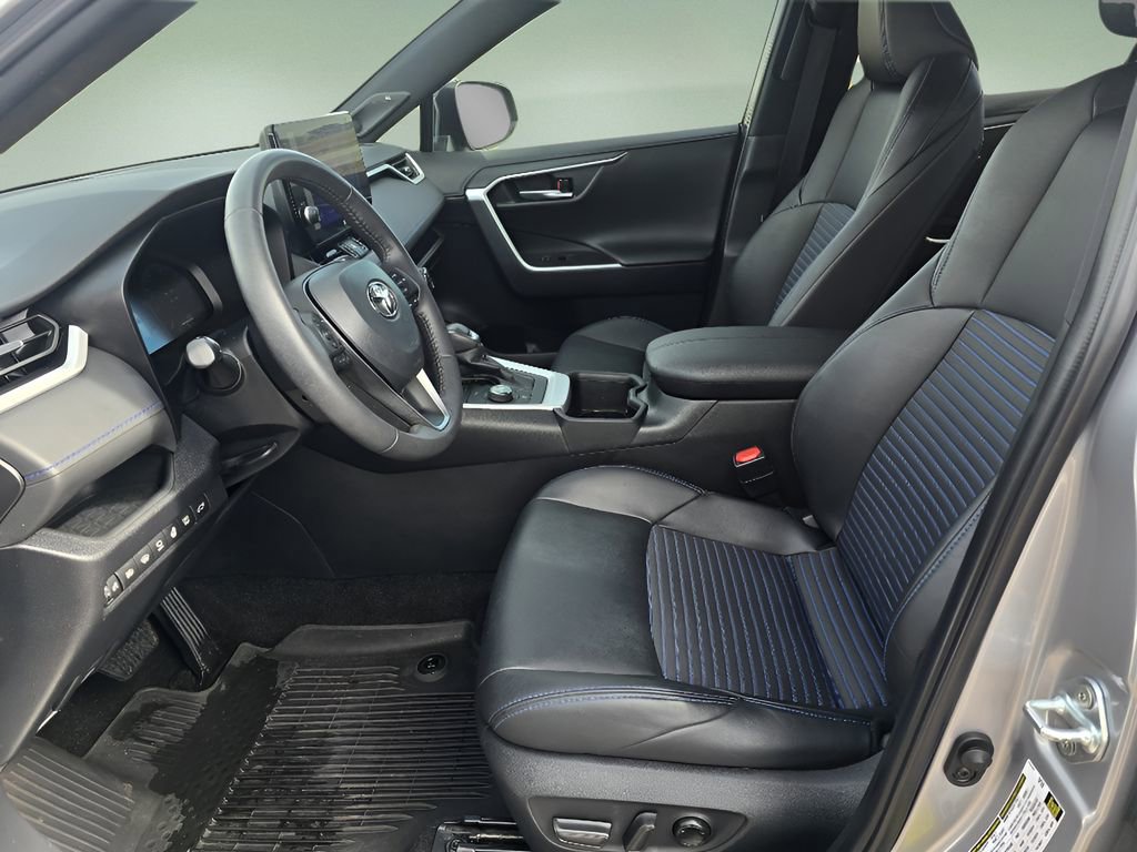 Used 2023 Toyota RAV4 XSE image 10