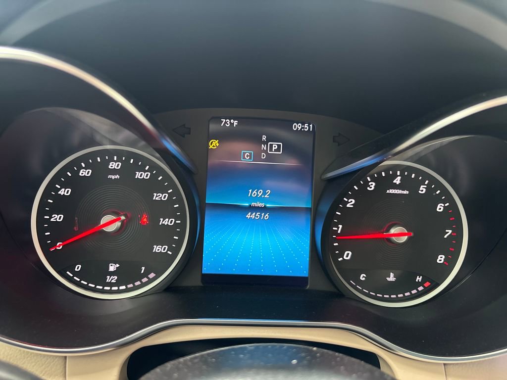 Used 2022 Mercedes-Benz GLC 300 image 24