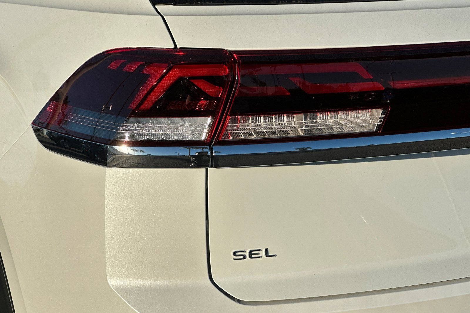 New 2026 Volkswagen Atlas Cross Sport SEL Premium R-Line image 7