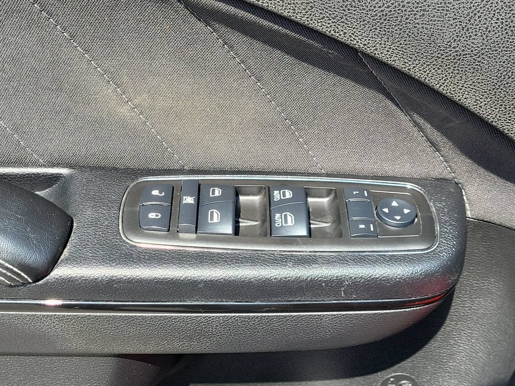 Used 2020 Dodge Charger GT w/ Blacktop Package RWD image 11