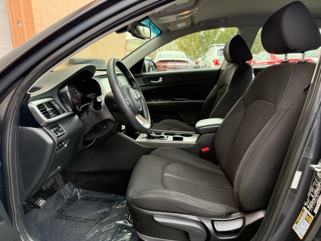 Used 2020 Kia Optima LX image 11