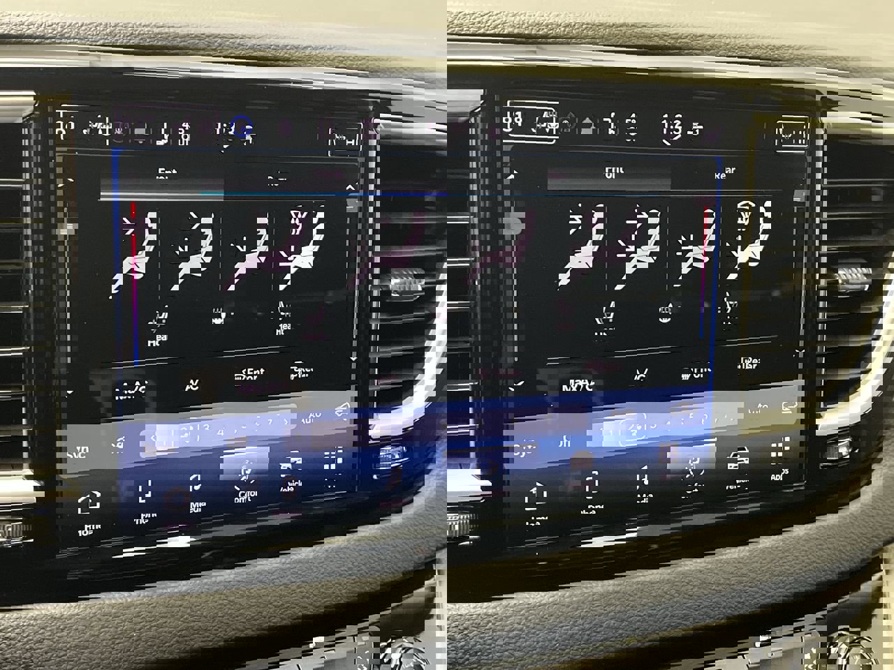 Used 2024 Chrysler Pacifica Touring-L image 20